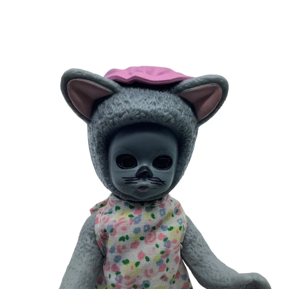 Madame Alexander Wendy Big Bad Wolf 5” Gray Doll Pink Hat &‎ Polka Dot Dress